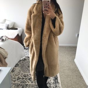 H&M faux fur teddy bear coat, blogger favorite